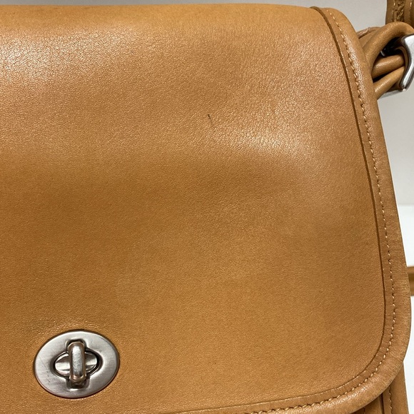COACH Rambler's Legacy Vintage Tan Leather Shoulder Crossbody Bag 9061 - Picture 8 of 17